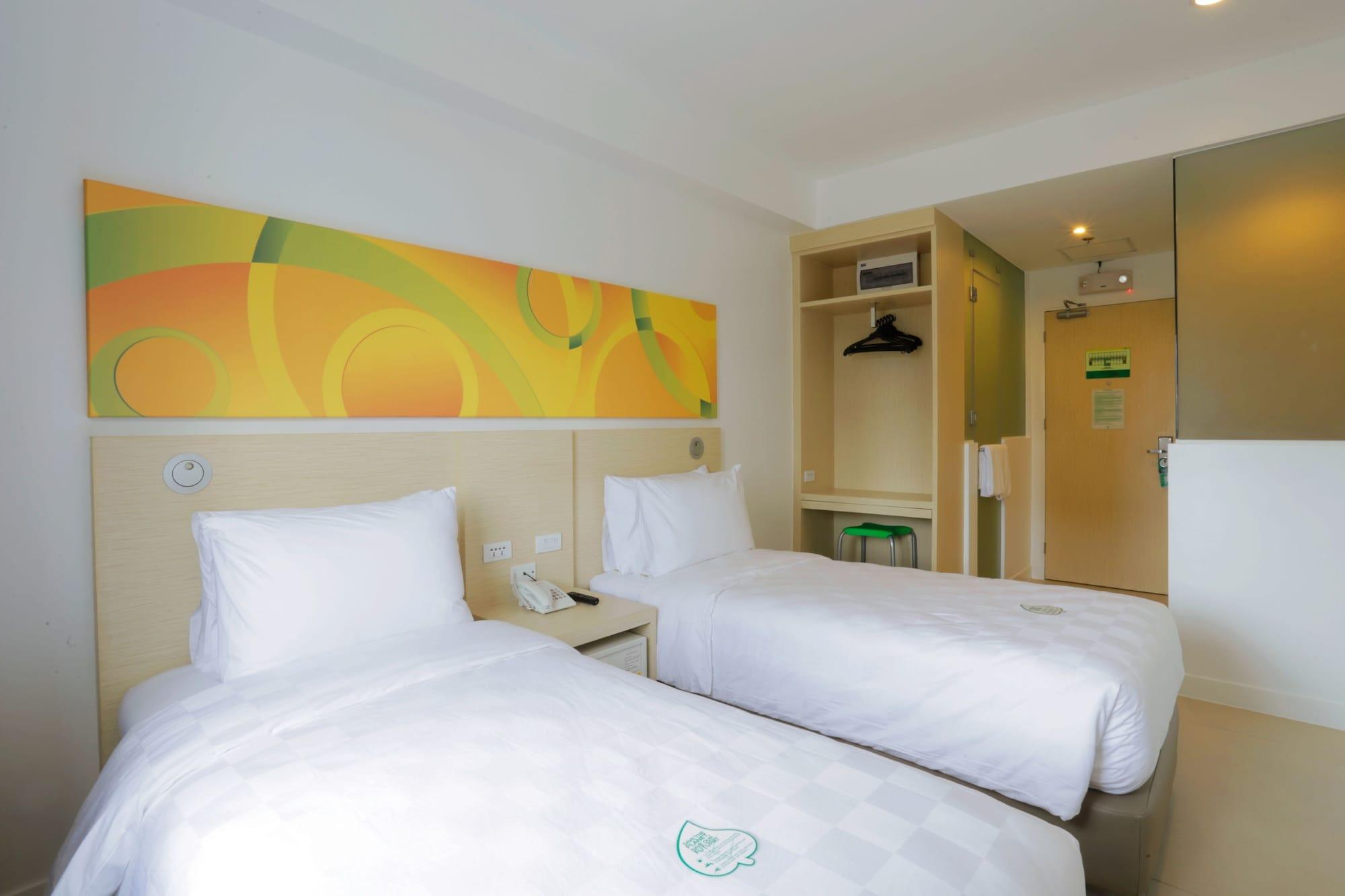 Go Hotels Timog Quezon City Kültér fotó