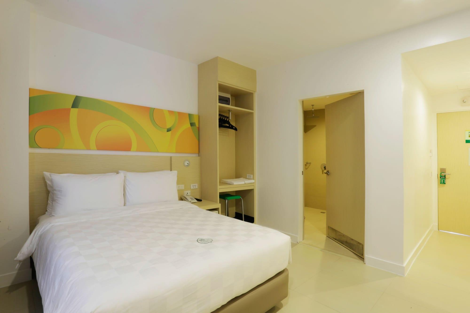 Go Hotels Timog Quezon City Kültér fotó