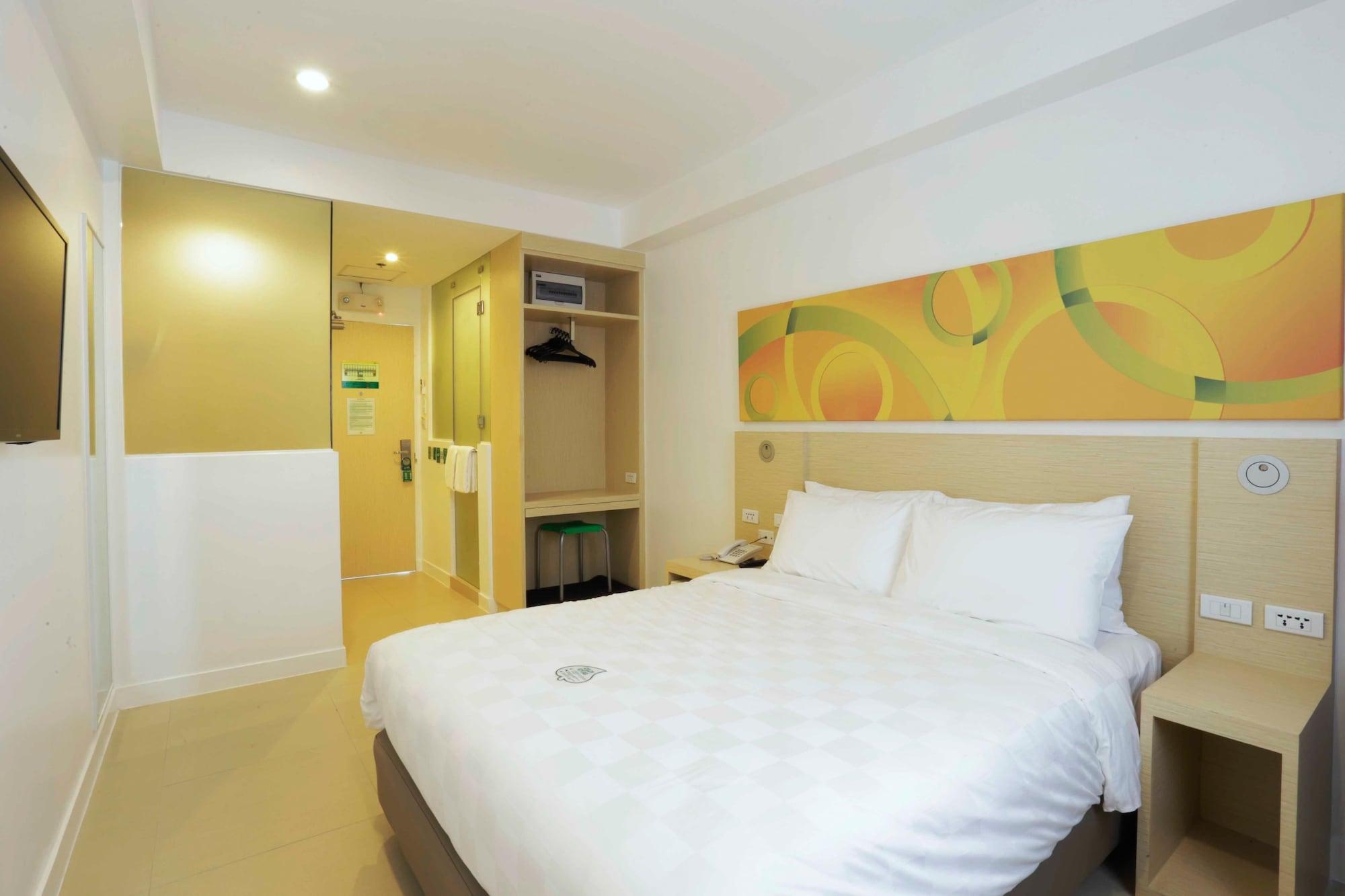 Go Hotels Timog Quezon City Kültér fotó