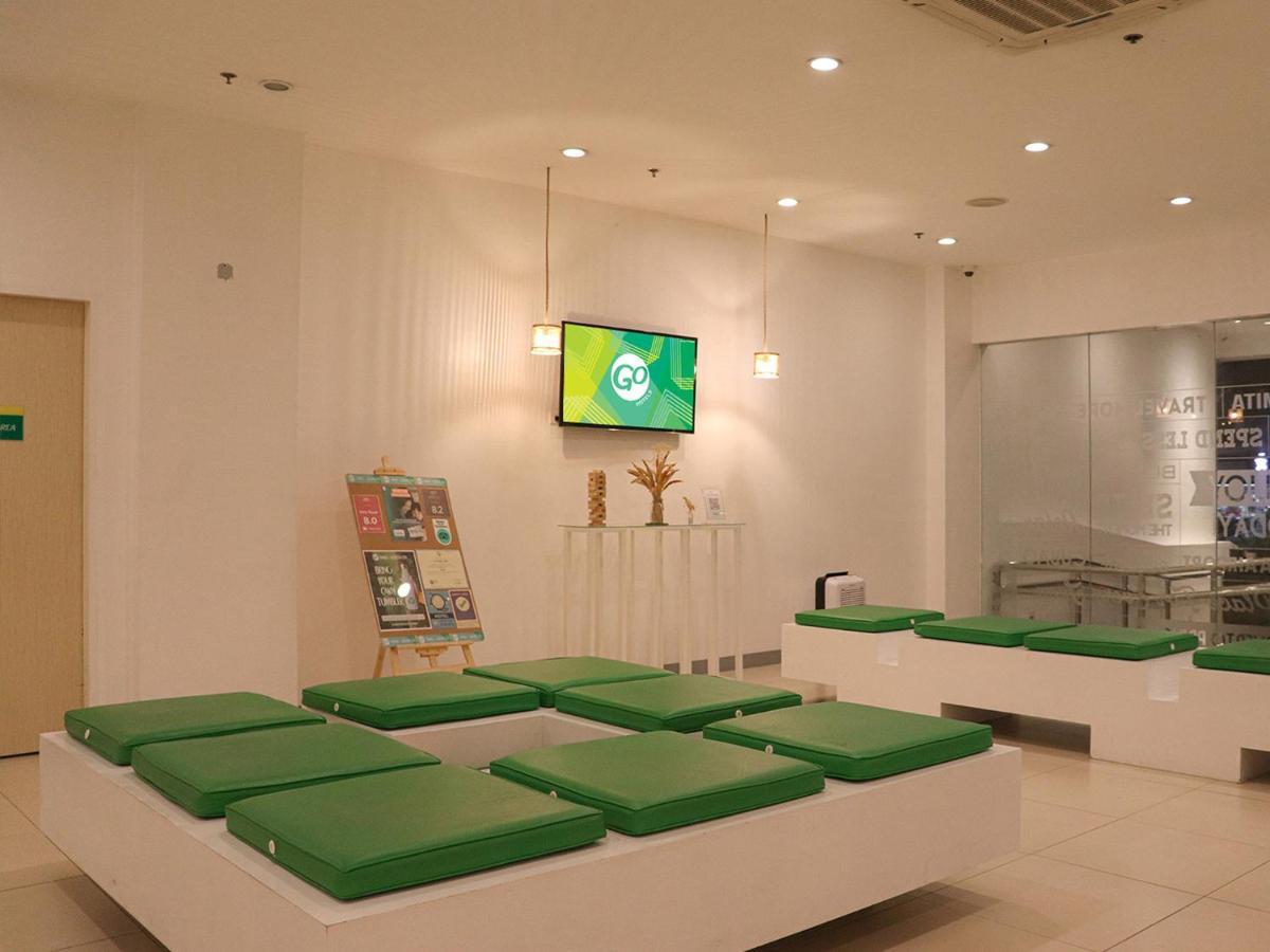 Go Hotels Timog Quezon City Kültér fotó
