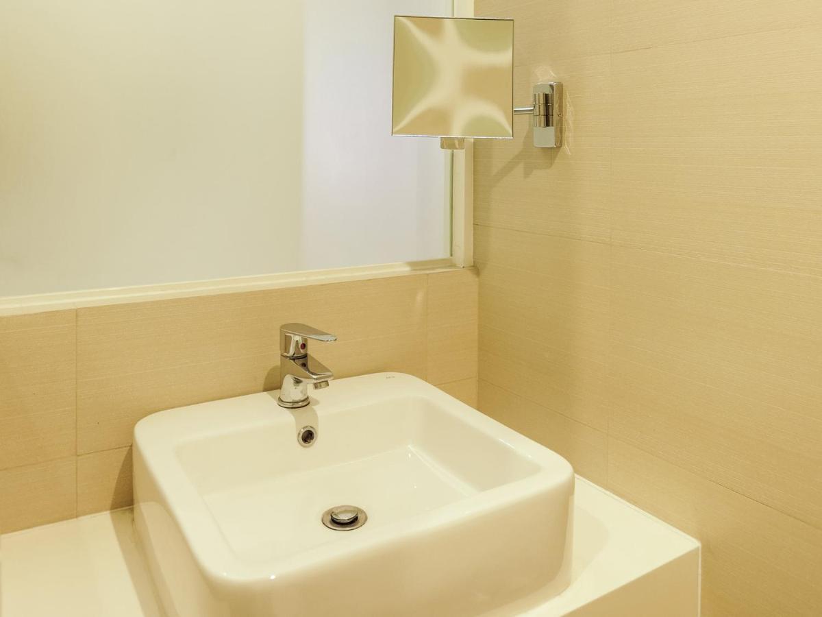 Go Hotels Timog Quezon City Kültér fotó